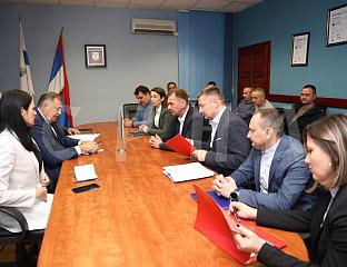 У ТОКУ САСТАНАК СА НАЧЕЛНИКОМ ГАЈИЋЕМ, РУКОВОДСТВОМ И СИНДИКАТОМ РиТЕ УГЉЕВИК