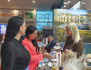 ВЕЛИКО ИНТЕРЕСОВАЊЕ ЗА ТУРИСТИЧКУ ПОНУДУ СРПСКЕ НА САЈМУ У КРАГУЈЕВЦУ