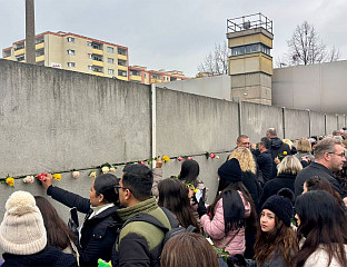 ОДРЖАНА КОМЕМОРАЦИЈА ПОВОДОМ ПАДА БЕРЛИНСКОГ ЗИДА