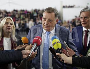 ДОДИК: ВРИЈЕМЕ ДА НАРОД ИЗАЂЕ НА ИЗБОРЕ И ПРЕСУДИ ШМИТУ