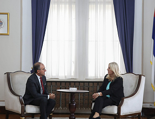 О АКТУЕЛНОЈ ПОЛИТИЧКОЈ СИТУАЦИЈИ У СРПСКОЈ И БиХ