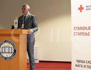 МИЛИЋ: УНАПРЕЂИВАТИ ПРОГРАМ ЊЕГЕ СТАРИХ И ПОМОЋИ У КУЋИ