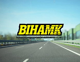 ОБУСТАВЉЕН САОБРАЋАЈ КОД ЖИВНИЦА, ТЕШКА САОБРАЋАЈНА НЕСРЕЋА