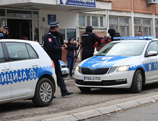 ПРЕВОЗИО ЧЕТИРИ ЛИЦА ИЗ ЕГИПТА И ПОКУШАО ДА ПОДМИТИ ПОЛИЦАЈЦЕ