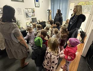 CHILDREN FROM BANJA LUKA KINDERGARTEN VISIT BANJA LUKA NEWS BUREAU