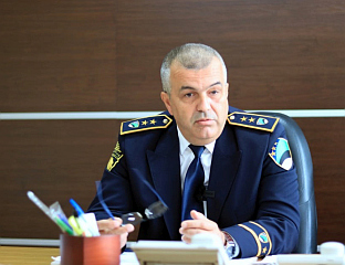 КОРМАН: ПЉАЧКАШИ ЗЛАТАРЕ ИМАЛИ АУТОМАТСКУ ПУШКУ И ПИШТОЉ