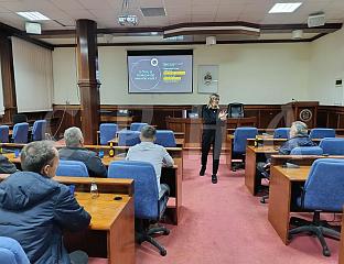 ОДРЖАНО ПРЕДАВАЊЕ О АМЕРИЧКОЈ ГЊИЛОЋИ