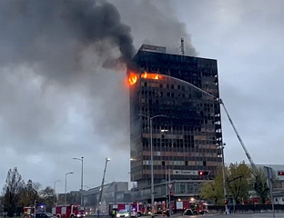 ЈЕДНОМЈЕСЕЧНИ ПРИТВОР ОСУМЊИЧЕНИМА ЗА ИЗАЗИВАЊЕ ПОЖАРА У ЗГРАДИ "ВЈЕСНИКА"