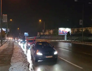 НАКОН ПОБЈЕДЕ КАРАНА, СЛАВЉЕ НА УЛИЦАМА БАЊАЛУКЕ