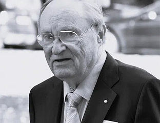 ШЕФ "ДИГНИТАСА" ДОБИО ПОМОЋ ПРИ САМОУБИСТВУ