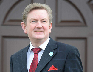 ФЕРГУСОН: НИКАД АПСУРДНИЈА ИСКЉУЧЕНОСТ АЛИЈАНСЕ ИЗ РЕАЛНОСТИ