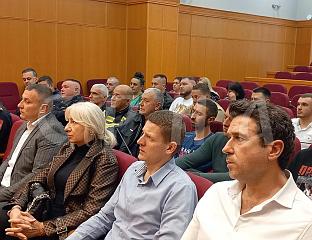 ЋУРИЋ: ВАТРОГАСЦИ РИЗИКОВАЛИ ЖИВОТЕ ДА БИ СПАСИЛИ ПАЦИЈЕНТЕ ТОКОМ ПОЖАРА