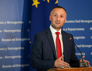 КОЈИЋ: ДЕКЛАРАТИВНО ЗАЛАГАЊЕ ФЕДЕРАЛНИХ ПОЛИТИЧАРА ЗА ЕВРОПСКИ ПУТ