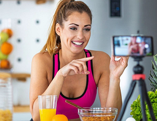 НАЈВЕЋИ ИЗВОРИ ДЕЗИНФОРМАЦИЈА О ХРАНИ СТИЖУ ОД РАЗНИХ ИНФЛУЕНСЕРА