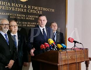 ВИПОTНИК: У ФОКУСУ 23 НАУЧНА И ПРАВНА РАДА