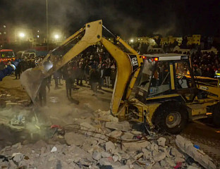 БРОЈ ПОГИНУЛИХ У ФЕЗУ ПОРАСТАО НА 22