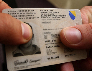 ПОДАТКЕ ИЗ ЛИЧНЕ КАРТЕ ГРАЂАНА УЗИМАЈУ ИСКЉУЧИВО ОВЛАШТЕНИ КОНТРОЛОРИ