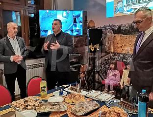 ПРОСЛАВЉЕНА ХАНУКА - ПРАЗНИК СВЈЕТЛОСТИ И ОКУПЉАЊА