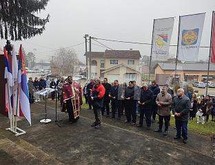 АЏИЋ: СЈЕЋАЊЕМ НА НАШЕ ЈУНАКЕ СПРЕЧАВАМО ПРЕКРАЈАЊЕ ИСТОРИЈЕ