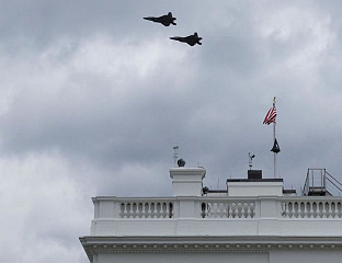 ИЗВРШЕНО ПРЕСРЕТАЊЕ АВИОНА ИЗНАД ТРАМПОВЕ РЕЗИДЕНЦИЈЕ У ФЛОРИДИ