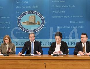 СЕЛАК: ГРАЂАНИ ИМАЈУ ПРАВО ДА ТРАЖЕ ОДГОВОРНОСТ ЗА ОКО 200 МИЛИОНА КМ УЛОЖЕНИХ У ПРАВОСУЂЕ