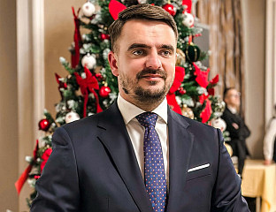 ПРАЊИЋ: ХРИСТОВО РОЂЕЊЕ ПРИЛИКА ЗА ОБНОВУ ОСНОВНИХ ВРИЈЕДНОСТИ