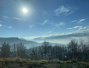 СУТРА ДЈЕЛИМИЧНО РАЗВЕДРАВАЊЕ, НА ЈУГУ СУНЧАНО