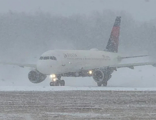 ЗИМСКА ЛЕДЕНА ОЛУЈА ПОГОДИЛА СЈЕВЕРОИСТОК АМЕРИКЕ