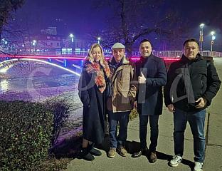 САТ-КУЛА И ДВА МОСТА НА ЋЕХОТИНИ ЗАСИЈАЛИ У ПУНОЈ ЉЕПОТИ