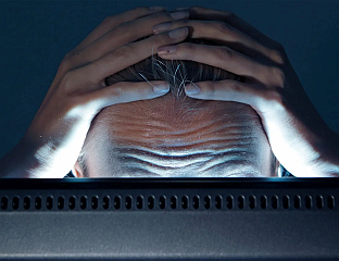 КОРИШТЕЊЕ ЧЕТ-БОТОВА СА ВЈЕШТАЧКОМ ИНТЕЛИГЕНЦИЈОМ МОЖЕ ДА БУДЕ ПОВЕЗАНО СА ПСИХОЗОМ