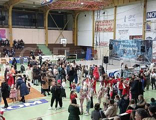 ПРОСЛАВЉЕНА ДЈЕЧИЈА НОВА ГОДИНА, УРУЧЕНО 700 ПАКЕТИЋА