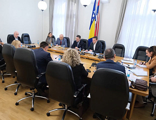 КОШАРАЦ ОДРЖАО РАДНИ САСТАНАК СА ПРЕДСТАВНИЦИМА МИНИСТАРСТАВА ЕНЕРГЕТИКЕ И ЕКОЛОГИЈЕ