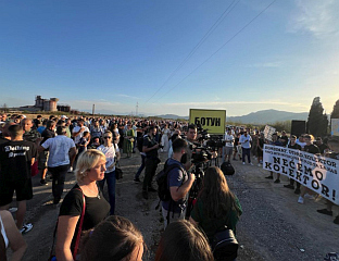 ПРОТЕСТ ОТКАЗАН, ПОСТИГНУТ ДОГОВОР СА ПОЛИЦИЈОМ