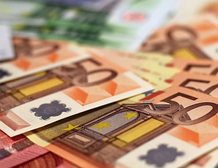 БУГАРСКА ЗВАНИЧНО ПРЕШЛА НА ЕВРО