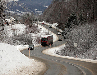 ОБУСТАВЉЕН САОБРАЋАЈ ЗА ТЕРЕТЊАКЕ НА ВИШЕ МАГИСТРАЛНИХ ДИОНИЦА