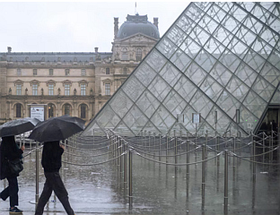 ЛУВР ПОНОВО ЗАТВОРЕН ЗБОГ ШТРАЈКА