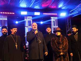 ДОЧЕК УЗ ВАТРОМЕТ И КОНЦЕРТ НА ТРГУ