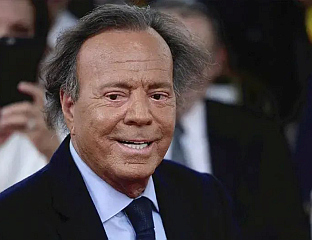 ХУЛИО ИГЛЕСИЈАС НЕГИРАО ОПТУЖБЕ О СЕКСУАЛНИМ НАПАДИМА