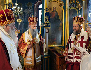 ПАТРИЈАРХ ПОРФИРИЈЕ СЛУЖИО У ЦРКВИ СВЕТОГ ПРОРОКА ИЛИЈЕ У МИРИЈЕВУ