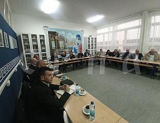 ПРОСВЈЕТНИ РАДНИЦИ ИЗНИЈЕЛИ ПРОБЛЕМЕ МИНИСТРУ, ГЛАВНИ ГРИЈАЊЕ