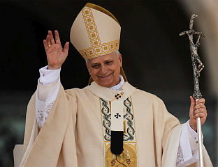 ПАПА ПОЗВАН У ТРАМПОВ ОДБОР ЗА МИР