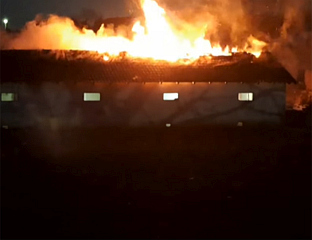 ВЕЛИКИ ПОЖАР НА ФАРМИ У СЕМБЕРСКОМ НАСЕЉУ ГОЈСОВАЦ