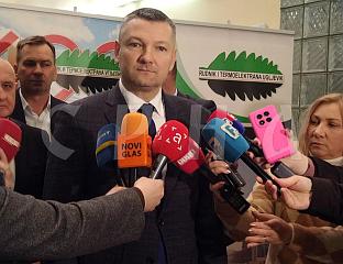 НОВАКОВИЋ: ОДРЕЂЕНА ЛИЦА ЗА РЈЕШАВАЊЕ ПРОБЛЕМА И ДЕФИНИСАНИ РОКОВИ