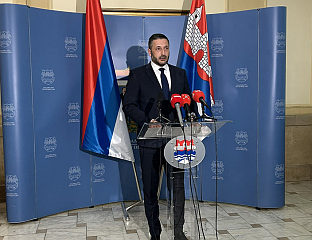 НИНКОВИЋ: СТАНИВУКОВИЋ ПОНОВО ПРЕКРШИО ЗАКОНЕ И УСТАВ СРПСКЕ