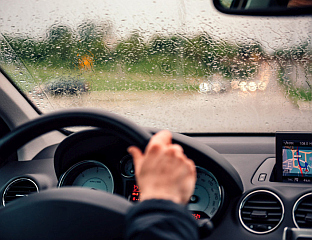 СУТРА ОБЛАЧНО СА КИШОМ, НА ВИШИМ ПЛАНИНАМА СНИЈЕГ