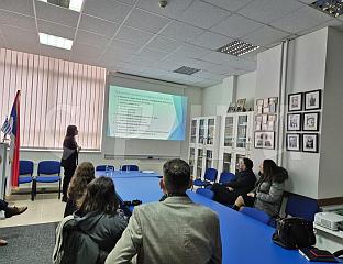 ПОСТОЈИ ИНТЕРЕСОВАЊЕ ЗА ГРЧКИ ЈЕЗИК УПРКОС ПОЧЕТНИМ ИЗАЗОВИМА