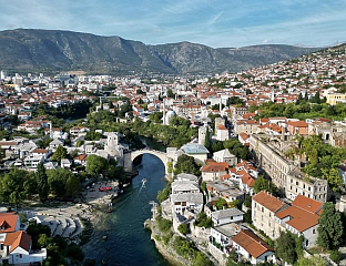 У МОСТАРУ ИСПИСАН ГРАФИТ "СМРТ ХРВАТИМА"