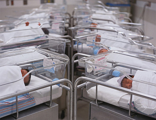 РОЂЕНО 19 БЕБА