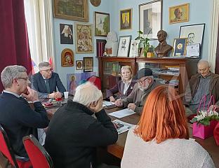 НАГРАДА "ИЗВОР" РАЗУМЕНКИ МАРКОВИЋ ЗА ПЈЕСМУ "ТАМО ЈЕ ЈУТРО"