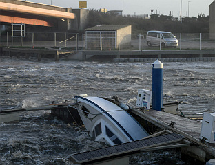СНАЖНА ОЛУЈА У БАРСЕЛОНИ, ПОГИНУЛО ЈЕДНО ЛИЦЕ